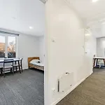 6 - Cozy 2br Apartment, Bus Station, Easy Access Ταλίν